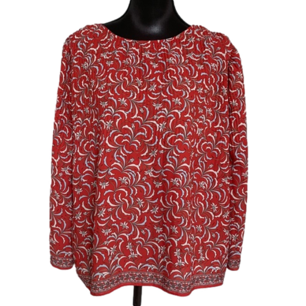 Max Studio Pleated Flowy Printed Top Size Small